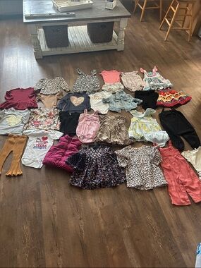 Girls Mixed Lot - 27 pieces